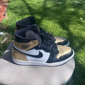 Air Jordan 1 Retro High OG NRG Gold Toe Size 13